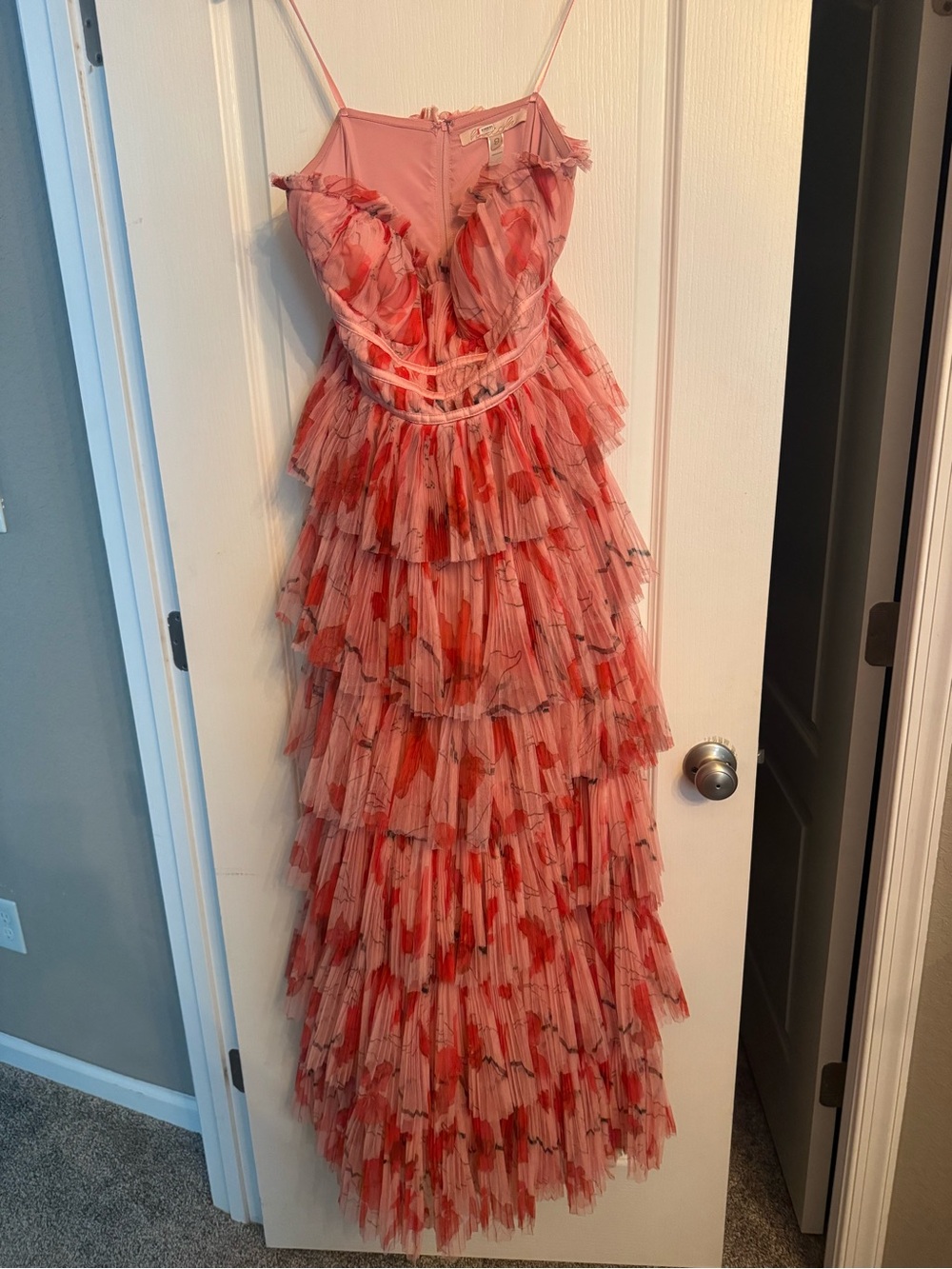 hutch gown size 8